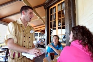 156081_10151829064789377_497381547_n